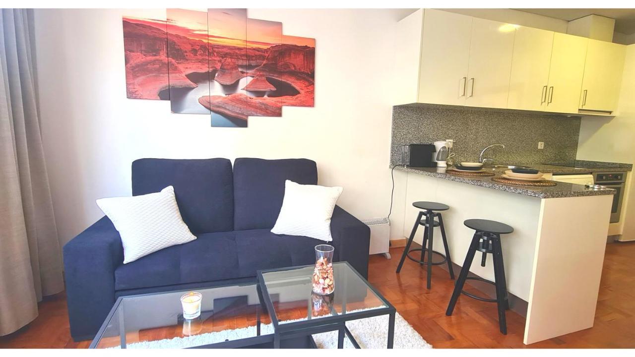 Rentalist Apartaments- Santa Catarina Порту Экстерьер фото